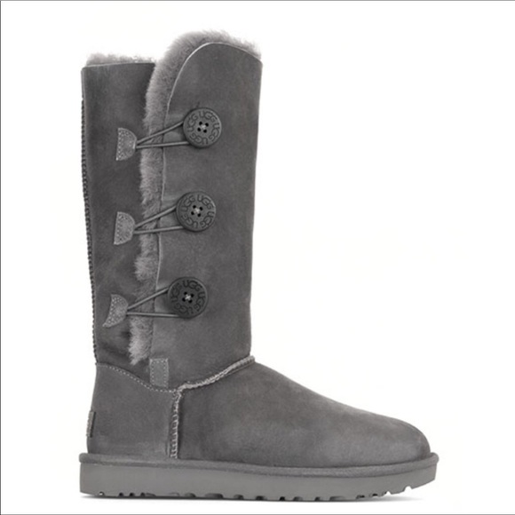 Ugg Bailey Boots - Picture 7 of 7